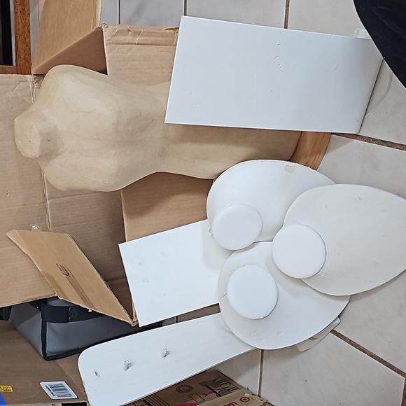 Jewelry Display Lot - Picture 1 of 7